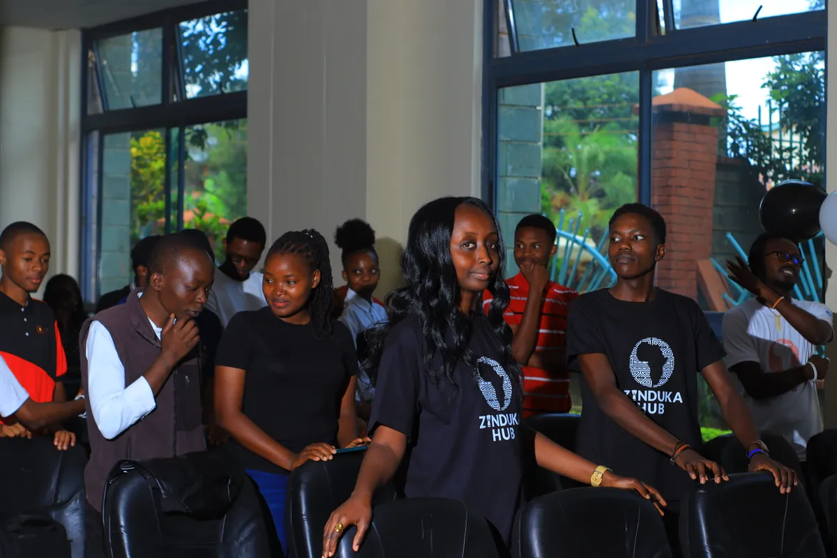 Attendees and community members gathered in the hall for the edition